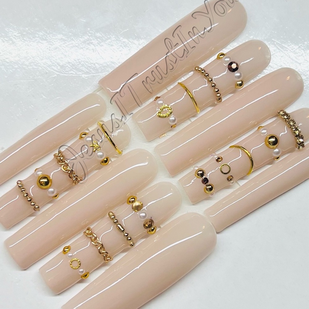 Elegant Gold and Silver Beaded Nail Jewelry Set Press on Nails